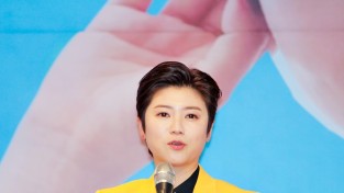 [포토] 가수 마이진 '쌀 사랑나눔 콘서트' 개최